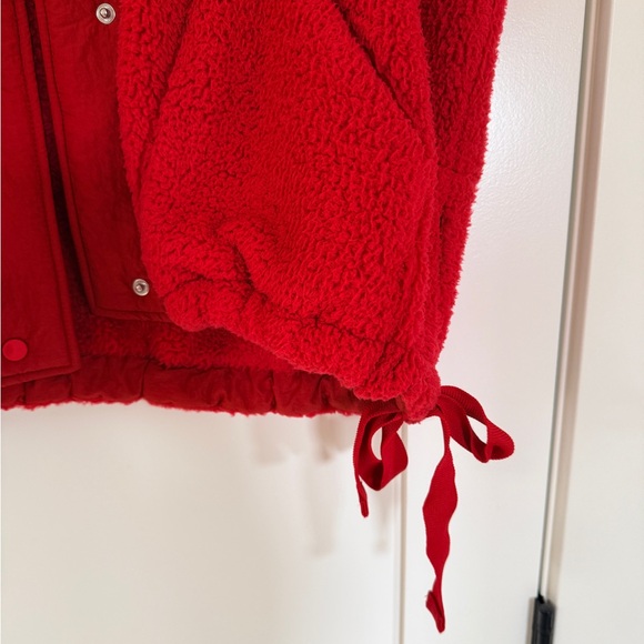 Free People FP Movement Scout It Out Red Sherpa Vest XL - Picture 2 of 5